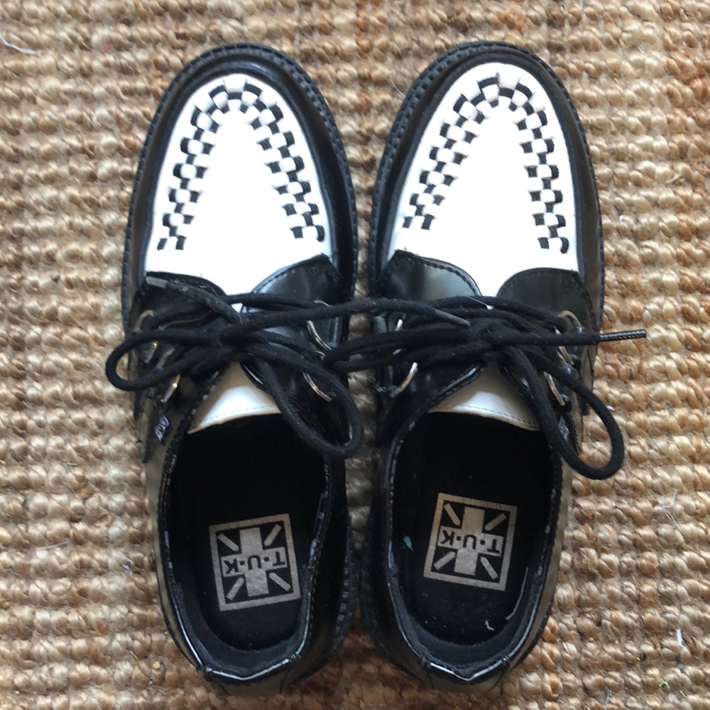 TUK Viva II Creepers